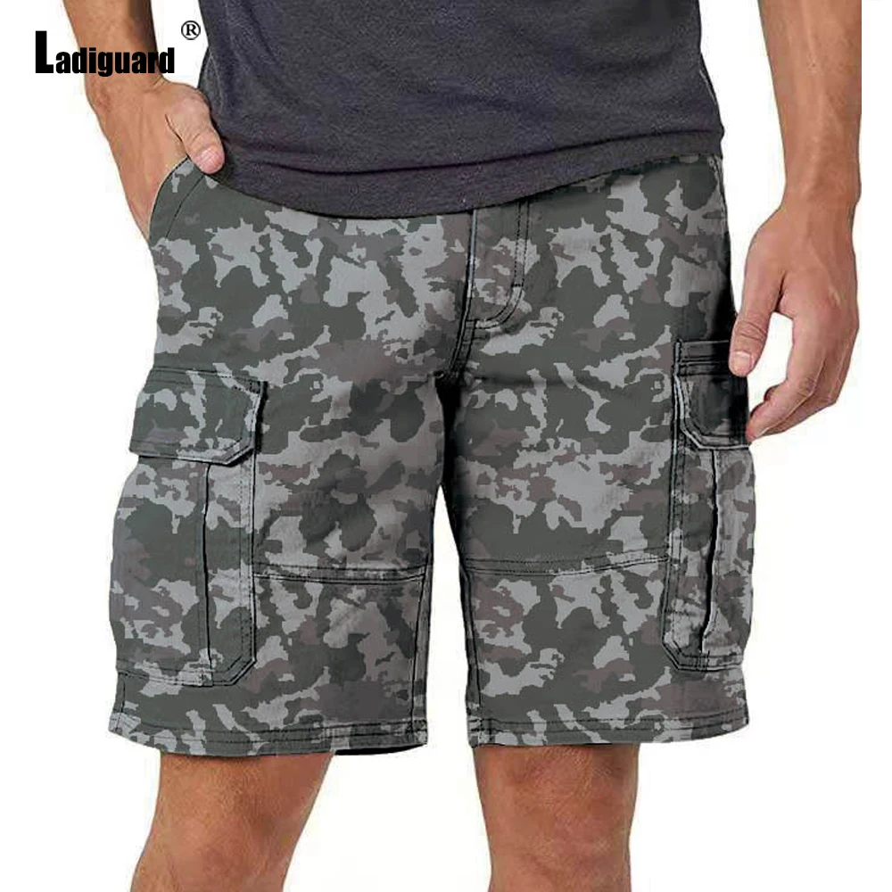 Plus Size Men Cargo Shorts Fashion Camouflage Men Short Pants Sexy Man Clothing 2021 Latest Summer Casual Outdoor Cargo Shorts
Plus Size Men Cargo Shorts Fashion Camouflage Men Short Pants Sexy Man Clothing 2021 Latest Summer Casual Outdoor Cargo Shorts