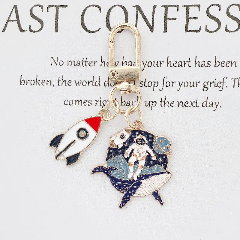 New Creative Astronaut Fashion Key Chain Car Bag Personalized Key Chain Popular Cute Small Fresh Gift Cute Keychain
New Creative Astronaut Fashion Key Chain Car Bag Personalized Key Chain Popular Cute Small Fresh Gift Cute Keychain