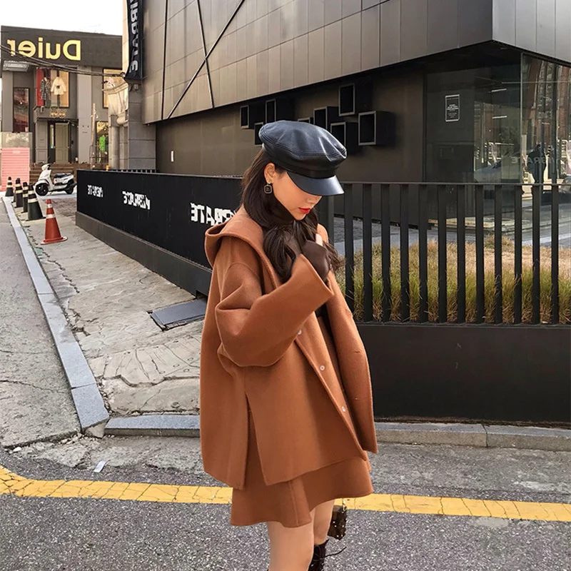 CMAZ Reversible Cashmere Coat Women's 2021 New Autumn and Winter Small Japanese Hepburn Style Hooded Fried Street Woolen Coat
CMAZ Reversible Cashmere Coat Women's 2021 New Autumn and Winter Small Japanese Hepburn Style Hooded Fried Street Woolen Coat
