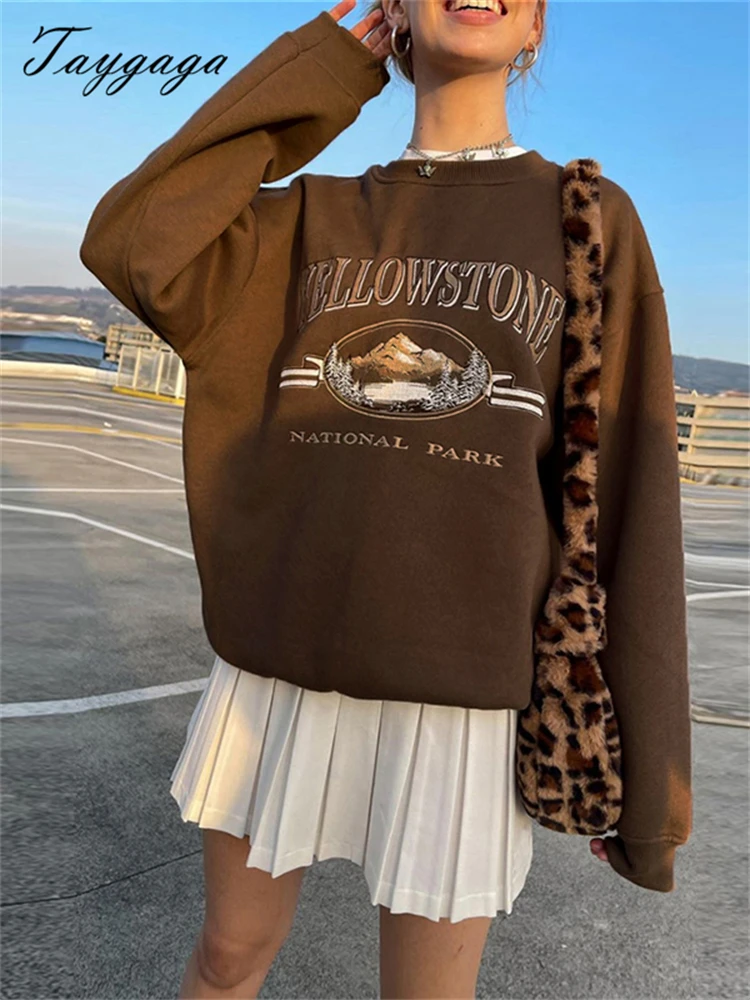 Taygaga Youth Campus Style Casual Sweatshirts Loose y2k O-neck Letter Printing Fashion Harajuku Street Clothes For Women
Taygaga Youth Campus Style Casual Sweatshirts Loose y2k O-neck Letter Printing Fashion Harajuku Street Clothes For Women