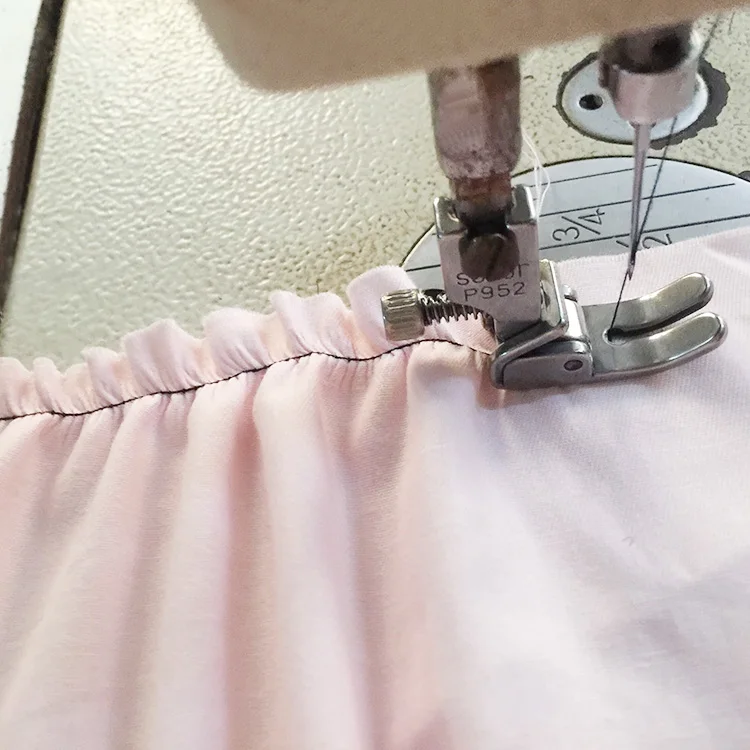 New Industrial Sewing Machine Adjustable Foot High Shank Gathering Foot P952
New Industrial Sewing Machine Adjustable Foot High Shank Gathering Foot P952