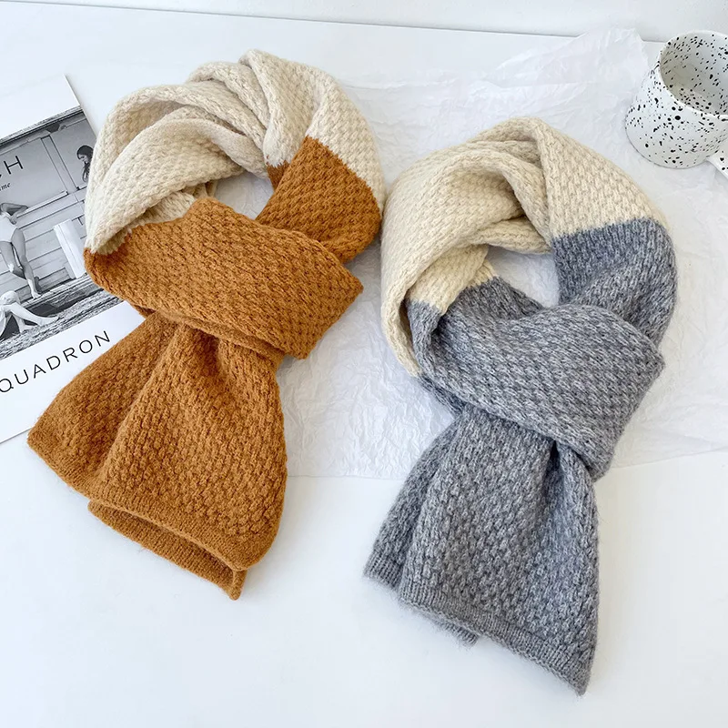 Han edition of the new color matching knitting wool scarf shawls scarf qiu dong with thick warm fashion leisure joker neck guard
Han edition of the new color matching knitting wool scarf shawls scarf qiu dong with thick warm fashion leisure joker neck guard