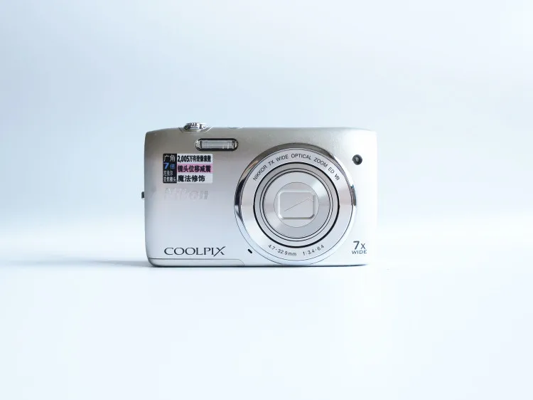 Цифровая камера Nikon COOLPIX S3500 20 1 МП 7x зум 720p HD встроенный микрофон CCD датчик
