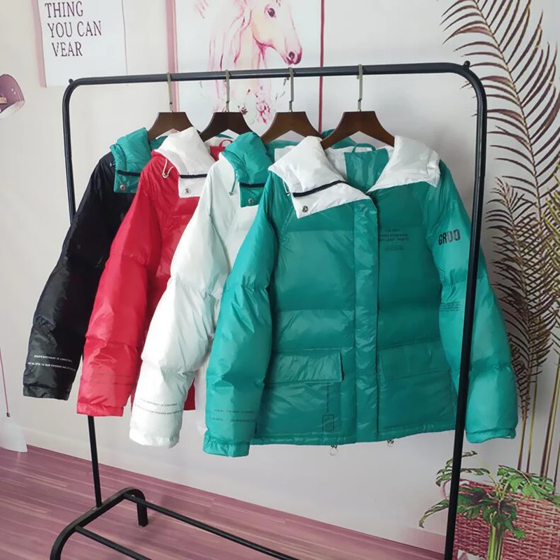 90% White Duck Down Jacket Women 2019 Thick Warm Glossy Winter Down Coat Short Hooded Down Parka Coats Loose Doudoune femme
90% White Duck Down Jacket Women 2019 Thick Warm Glossy Winter Down Coat Short Hooded Down Parka Coats Loose Doudoune femme