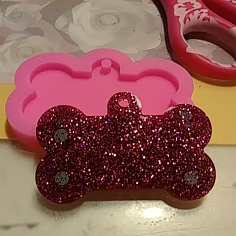Shiny Tag Label Dog Bone Keychain Casting Silicone Mold Crystal Epoxy Resin Mold DIY Crafts Jewelry Making Tools
Shiny Tag Label Dog Bone Keychain Casting Silicone Mold Crystal Epoxy Resin Mold DIY Crafts Jewelry Making Tools