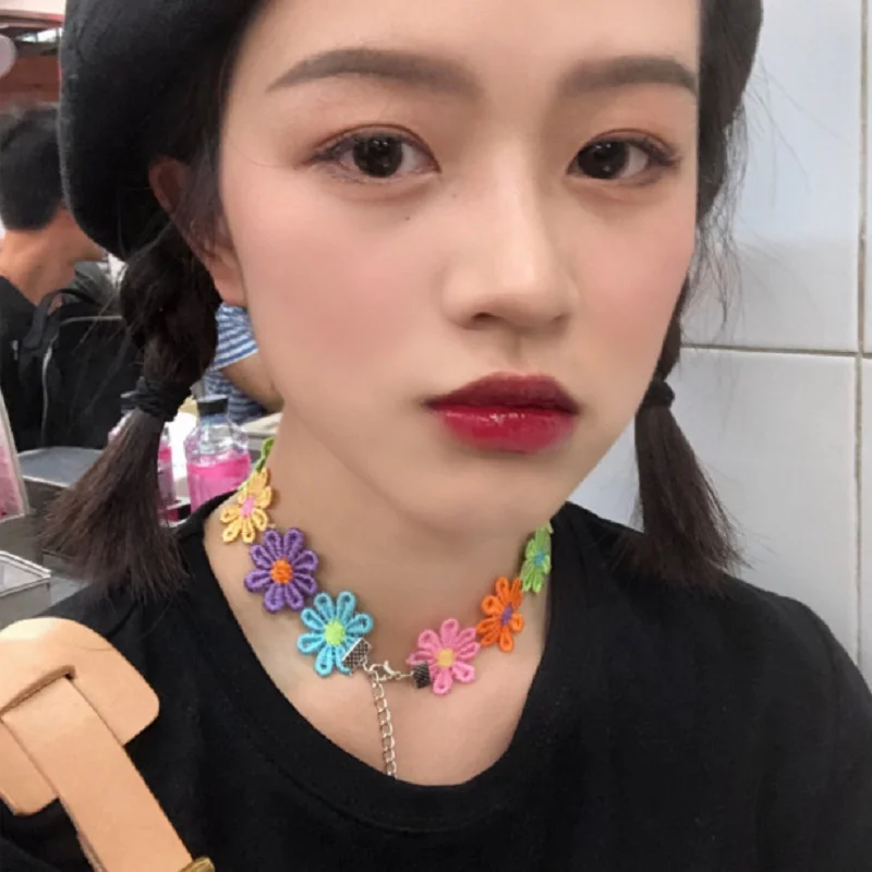 Spring and summer soil cool lovely floret girl heart seven color necklace web celebrity super immortal joker clavicle chain
Spring and summer soil cool lovely floret girl heart seven color necklace web celebrity super immortal joker clavicle chain