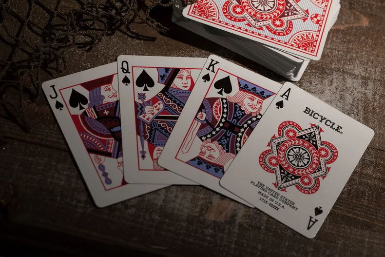 Bicycle Mariner Blue/Red Playing Cards Ellusionist Playing Cards Poker Cards for Magician Collection Card Game
Bicycle Mariner Blue/Red Playing Cards Ellusionist Playing Cards Poker Cards for Magician Collection Card Game