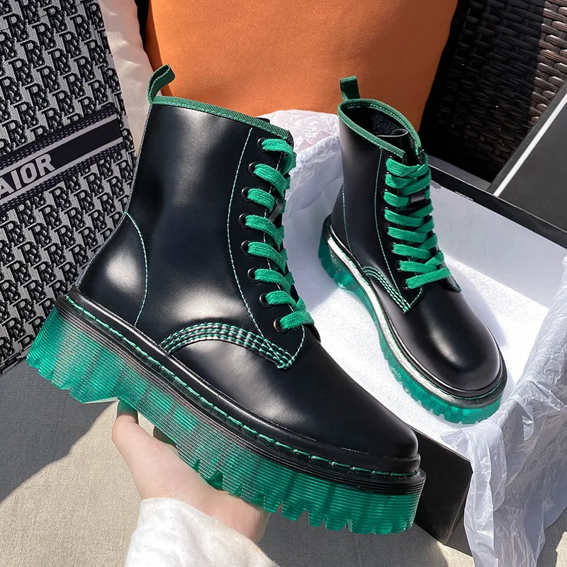 Fashion Thick Women's Boots Winter Plush Women's Martin Boots New 8 Holes Patent Leather Femle Motorcycle Boots Zapatos De Mujer
Fashion Thick Women's Boots Winter Plush Women's Martin Boots New 8 Holes Patent Leather Femle Motorcycle Boots Zapatos De Mujer