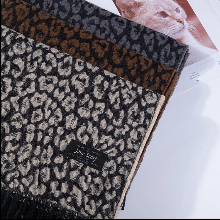 winter 2019 new double-sided Leopard women's scarf tassel jacquard leopard warm shawl,Soft skin friendly fashion women's scarf
winter 2019 new double-sided Leopard women's scarf tassel jacquard leopard warm shawl,Soft skin friendly fashion women's scarf