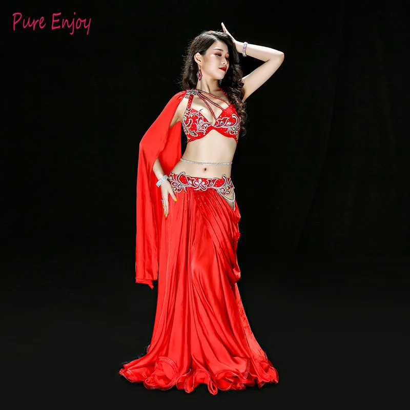Women's New Belly Dance Performance Costume Tournament Uniform Hollowed Swing Dress Performance Set Blue Red dance suit 
Women's New Belly Dance Performance Costume Tournament Uniform Hollowed Swing Dress Performance Set Blue Red dance suit
