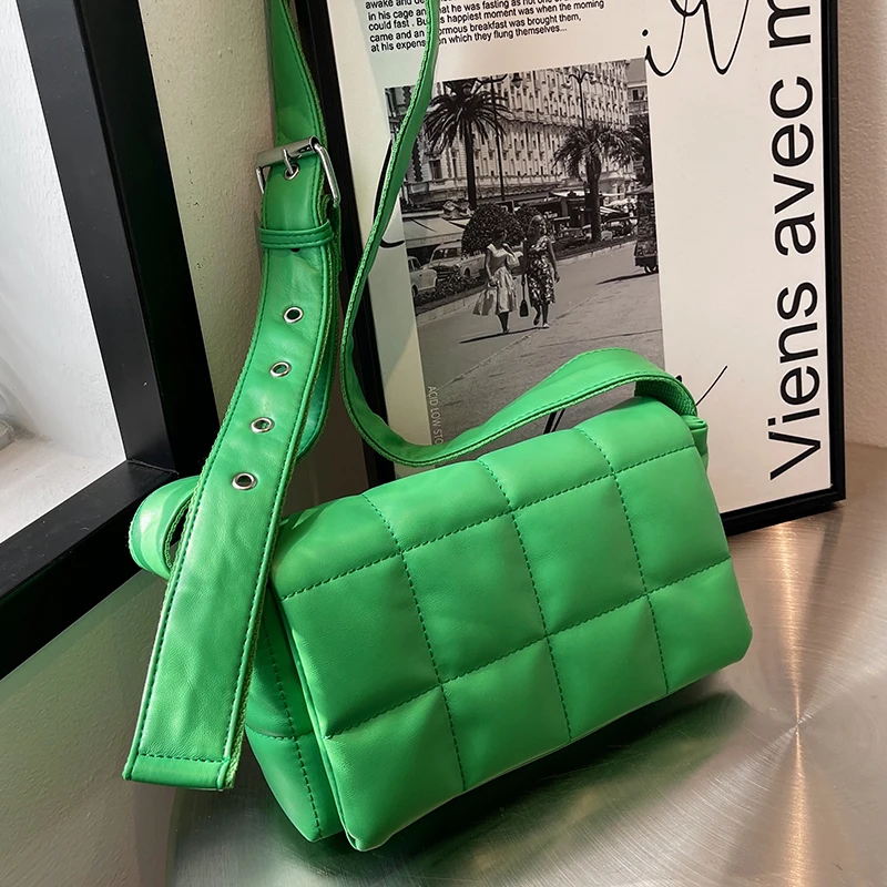 Маленькая сумка-тоут с подкладкой, дизайнерские стеганые женские сумки на плечо, роскошная нейлоновая Хлопковая Сумка для подмышек, зимний ...
Маленькая сумка-тоут с подкладкой, дизайнерские стеганые женские сумки на плечо, роскошная нейлоновая Хлопковая Сумка для подмышек, зимний ...