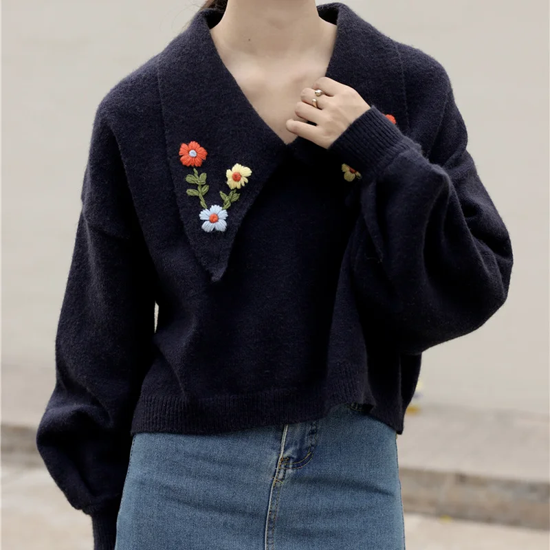 Korejepo Women Sweater 2021 Autumn and Winter New Retro Embroidery Lantern Long-sleeved Turn-down Collar Pullover Female Sweater
Korejepo Women Sweater 2021 Autumn and Winter New Retro Embroidery Lantern Long-sleeved Turn-down Collar Pullover Female Sweater