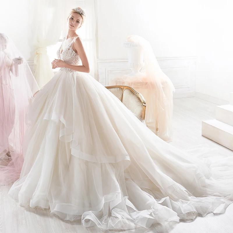 

Luxury A-line Wedding Dresses Sleeveless V-neck Backless Glamorous Gowns 3D Applique Delicate Layered Tulle Ruffle
