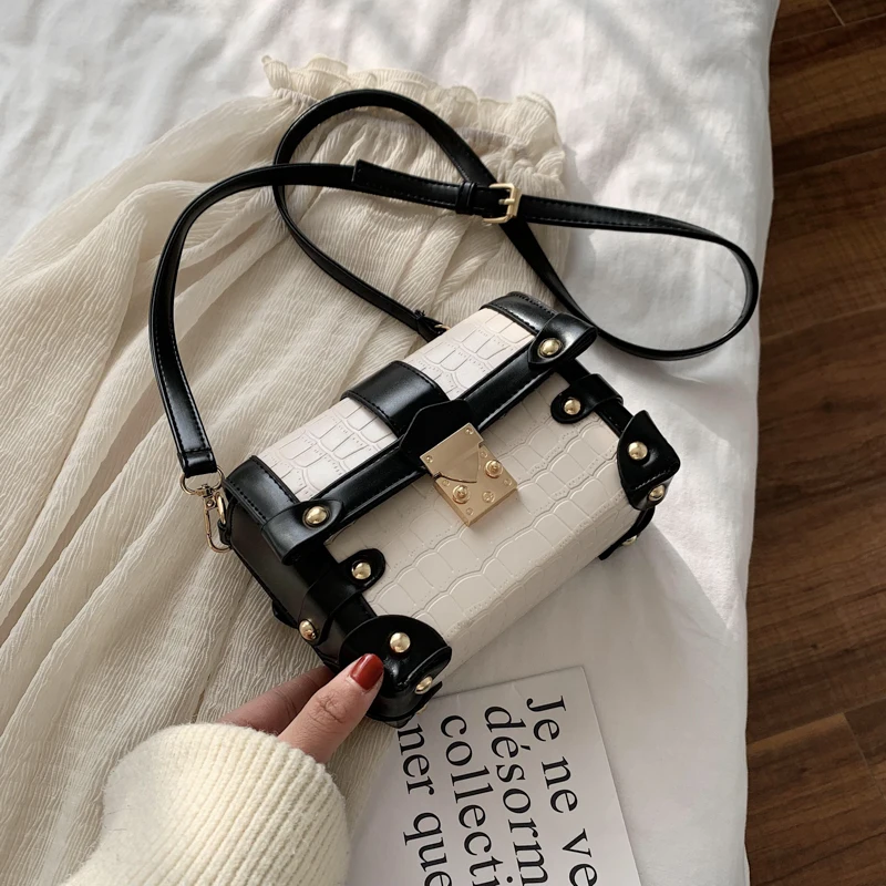 crossbody bags for women rivet Small Square Bag Fashion strap shoulder Female Messenger bag gg New Designer handbags Luis vuiton
crossbody bags for women rivet Small Square Bag Fashion strap shoulder Female Messenger bag gg New Designer handbags Luis vuiton