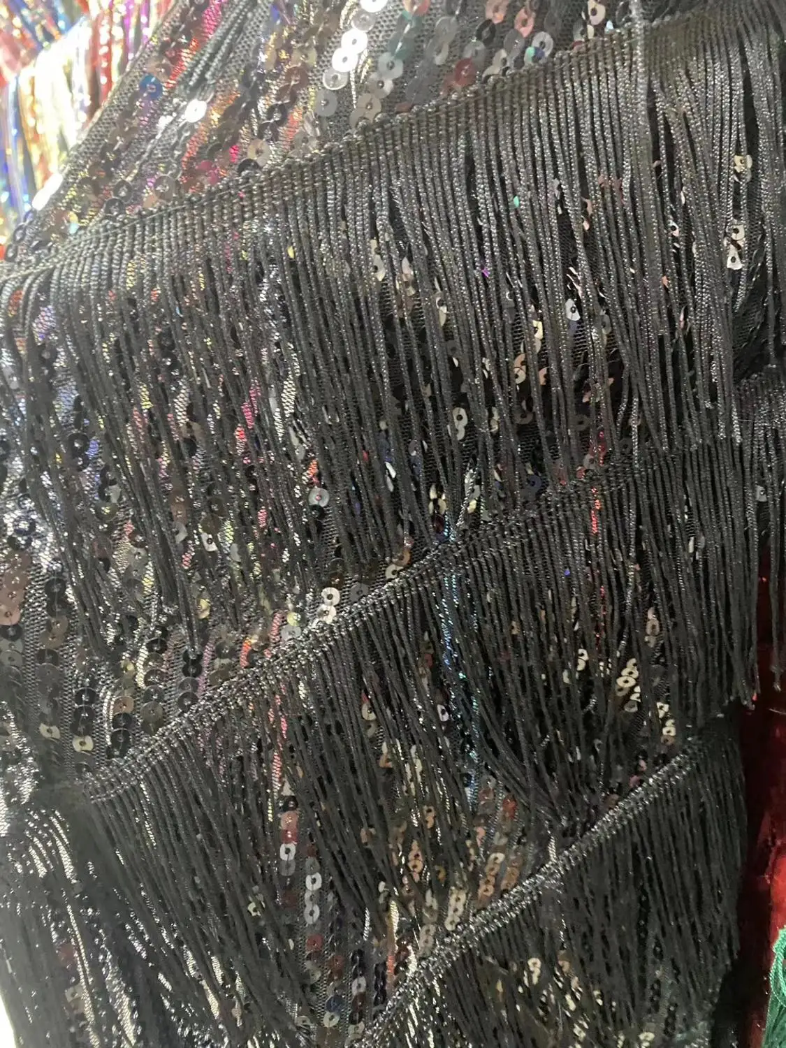 (5yards/pc) high quality emerald green African sequins French net lace fabric with beautiful twill tassels for dress FJY263
(5yards/pc) high quality emerald green African sequins French net lace fabric with beautiful twill tassels for dress FJY263