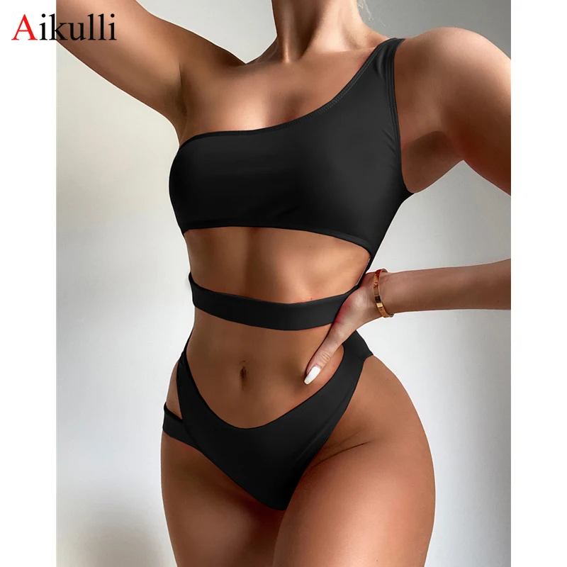2021 Sexy One Shoulder One-Piece Swimsuit Women Irregular Swimwear Solid Color 2021 Summer New Beach wear Swimming Bathing Suit
2021 Sexy One Shoulder One-Piece Swimsuit Women Irregular Swimwear Solid Color 2021 Summer New Beach wear Swimming Bathing Suit