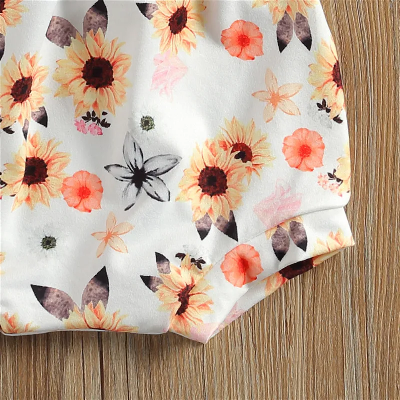 Summer Lovely Baby Girls Clothes Sets 3pcs Baby Girl Sleeveless Vest Tops High Waist Elastic Printed Flowers Shorts Bow Headband
Summer Lovely Baby Girls Clothes Sets 3pcs Baby Girl Sleeveless Vest Tops High Waist Elastic Printed Flowers Shorts Bow Headband