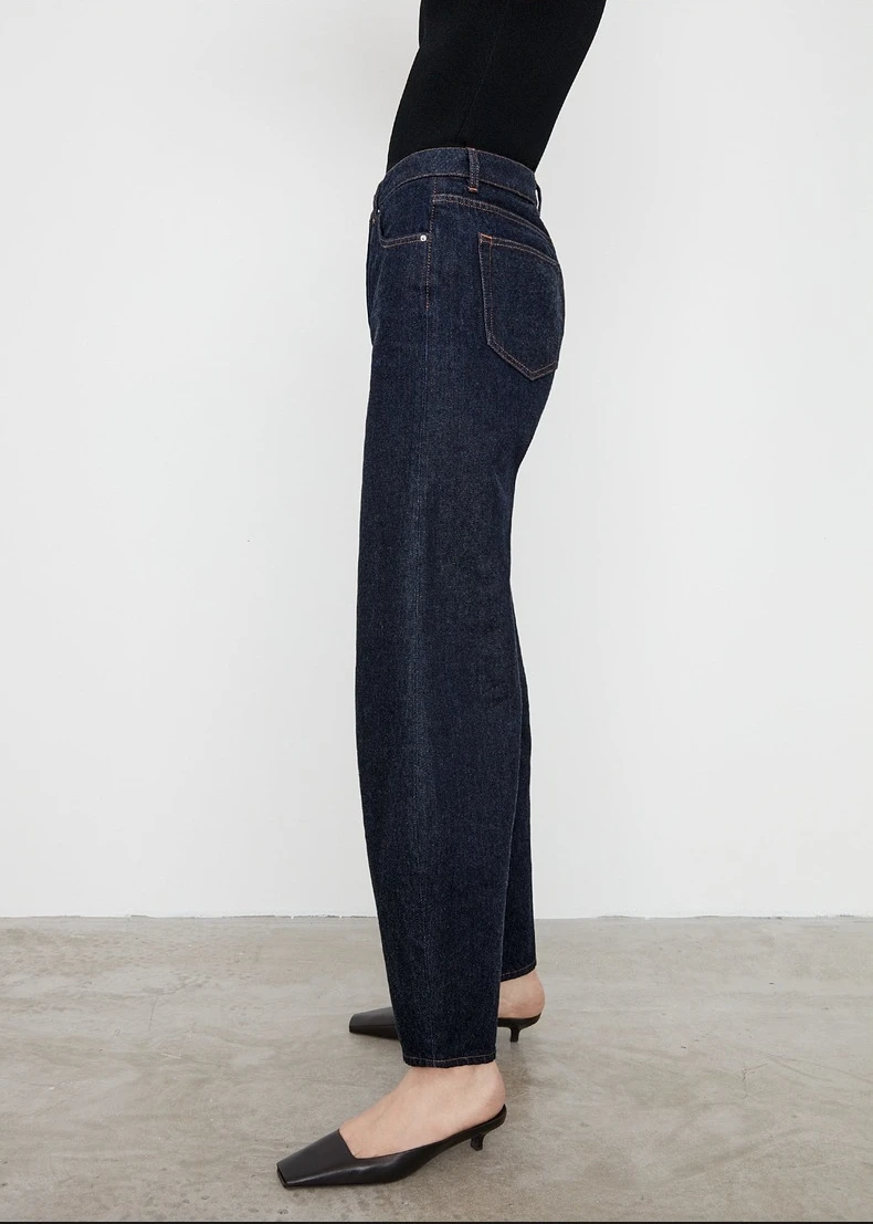 2021 New Women High Waist Denim Jeans Spring Summer Loose Zipper New Pockets Ladies Casual Pants
2021 New Women High Waist Denim Jeans Spring Summer Loose Zipper New Pockets Ladies Casual Pants