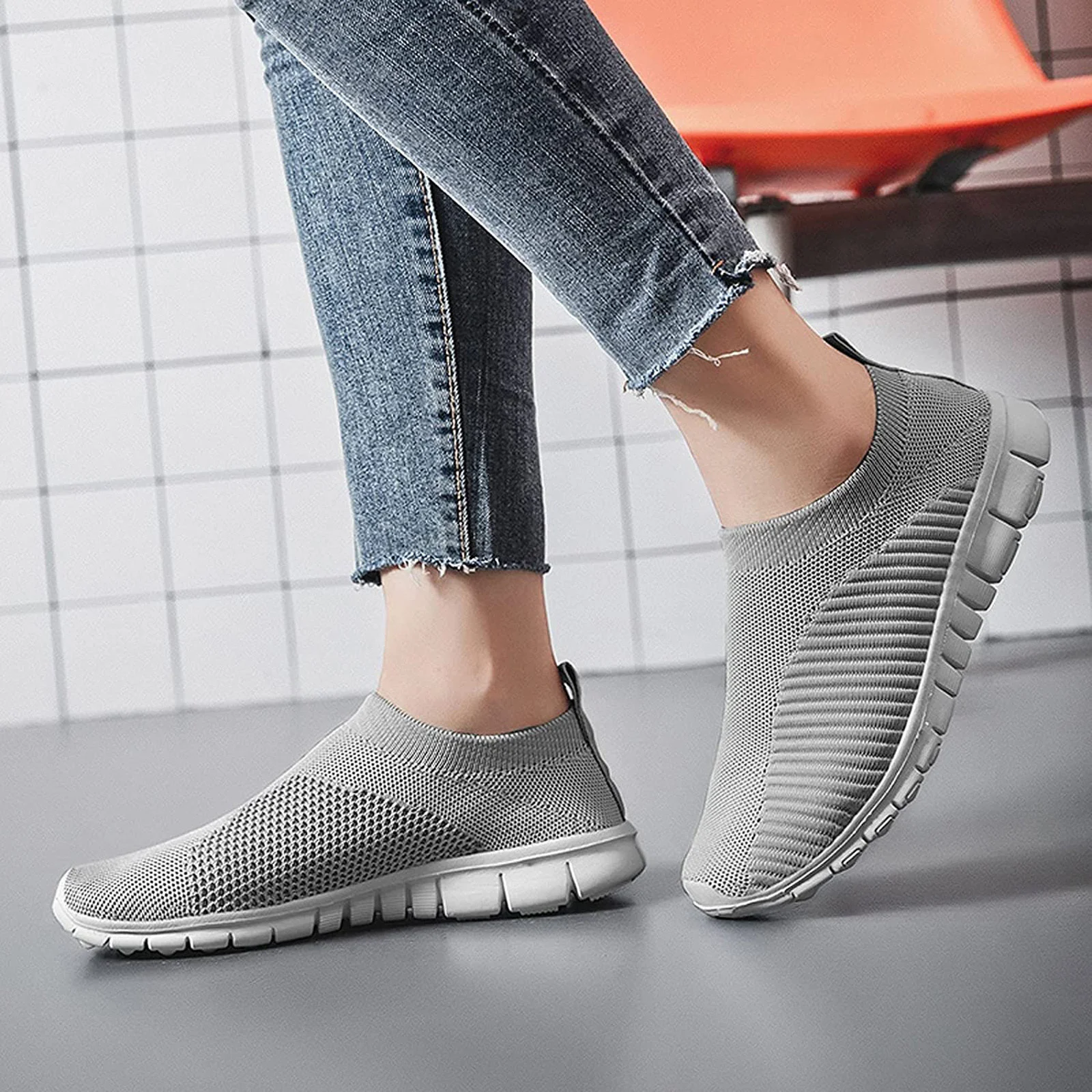 Women's Sports Shoes A Pedal Mesh Breathable Lightweight Sports Running Shoes Summer Casual Sports Shoes 2022
Women's Sports Shoes A Pedal Mesh Breathable Lightweight Sports Running Shoes Summer Casual Sports Shoes 2022