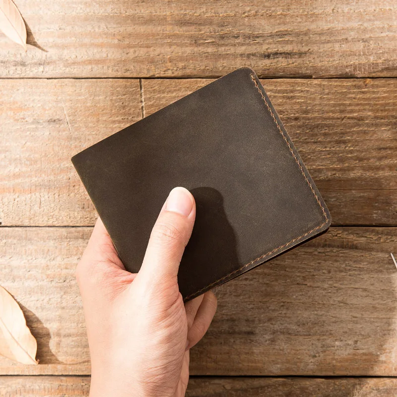 Vintage leather youth wallet, top layer cowhide short wallet, Crazy Horse leather driver's license bag
Vintage leather youth wallet, top layer cowhide short wallet, Crazy Horse leather driver's license bag