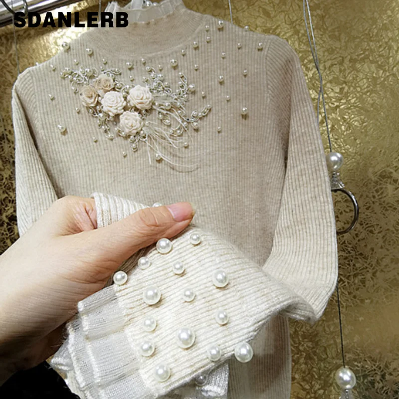 Bottoming Sweater Three-Dimensional Feather Flower Heavy Industry Beads Pearl Ruffled Patchwork Slimming Knitted Pullover
Bottoming Sweater Three-Dimensional Feather Flower Heavy Industry Beads Pearl Ruffled Patchwork Slimming Knitted Pullover