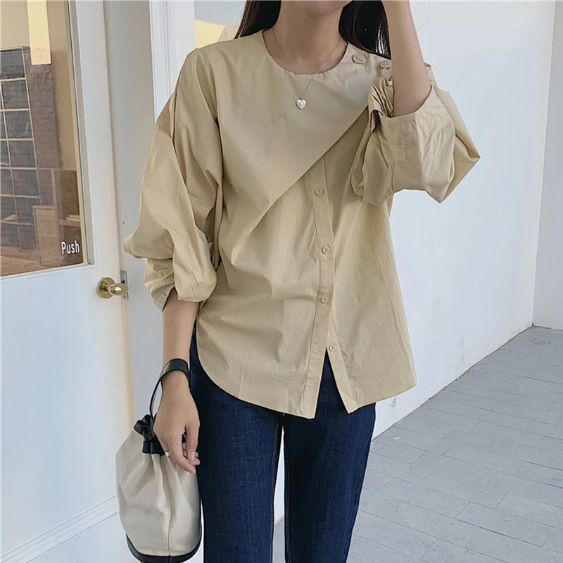 SHENGPALAE Personality Patchwork Blouse Women's Spring 2021 New Round Neck Single Breasted Loose Puff Sleeve Shirt Female 5B724
SHENGPALAE Personality Patchwork Blouse Women's Spring 2021 New Round Neck Single Breasted Loose Puff Sleeve Shirt Female 5B724