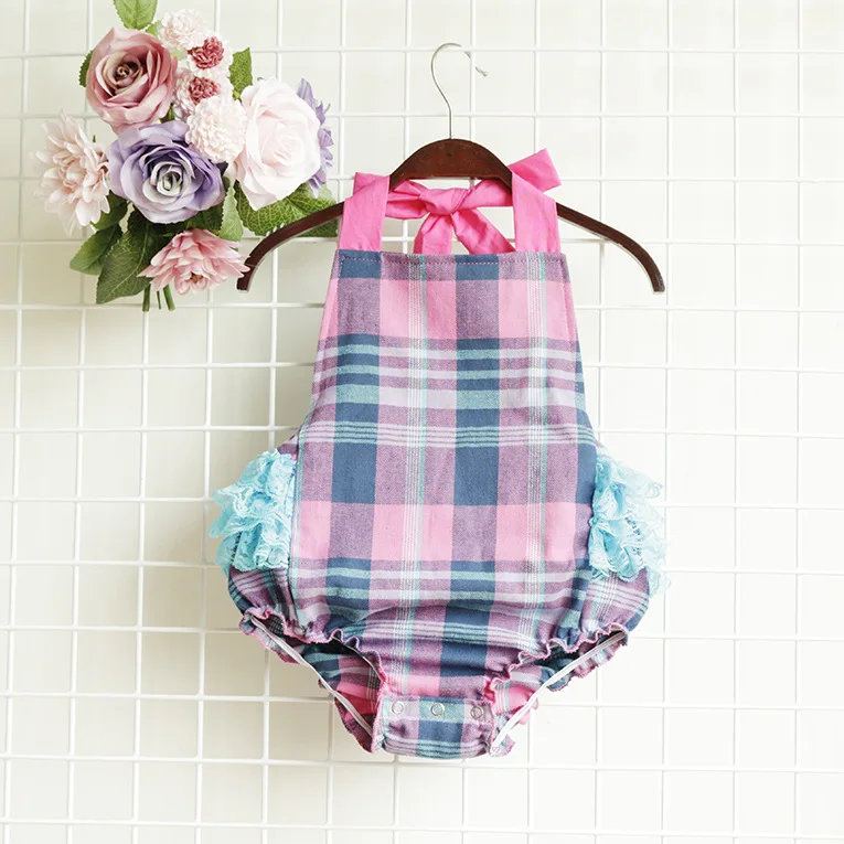 Ins Baby Girls Vintage Plaid Rompers with Lace Ruffles Backless Halter Candy Color Western Soft Cotton Infant Toddler Clothes 
Ins Baby Girls Vintage Plaid Rompers with Lace Ruffles Backless Halter Candy Color Western Soft Cotton Infant Toddler Clothes