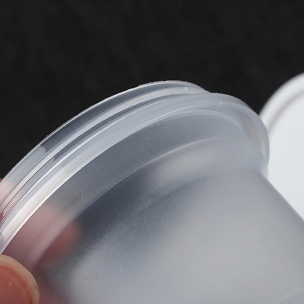 10pcs Useful Dessert Cups Practical Ice Cream Cup Portable Jelly Pudding Mousse Cup for Home Shop
10pcs Useful Dessert Cups Practical Ice Cream Cup Portable Jelly Pudding Mousse Cup for Home Shop