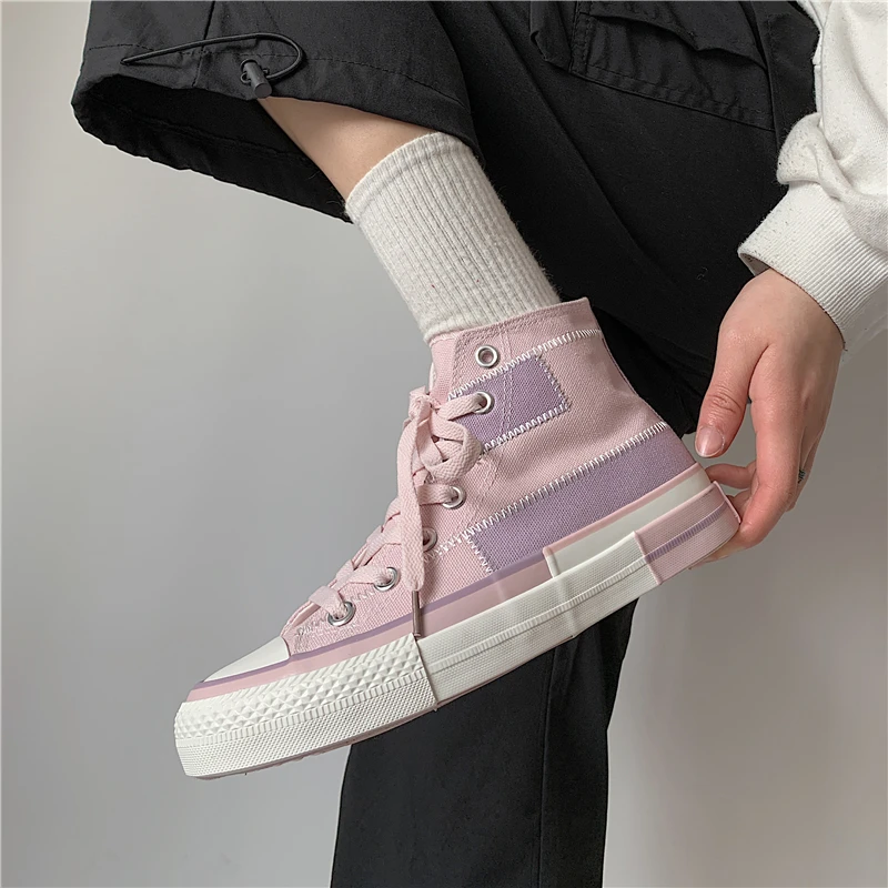 High-top canvas shoes women's wild 2021 spring new Korean fashion lace-up color matching net red sneakers.
High-top canvas shoes women's wild 2021 spring new Korean fashion lace-up color matching net red sneakers.