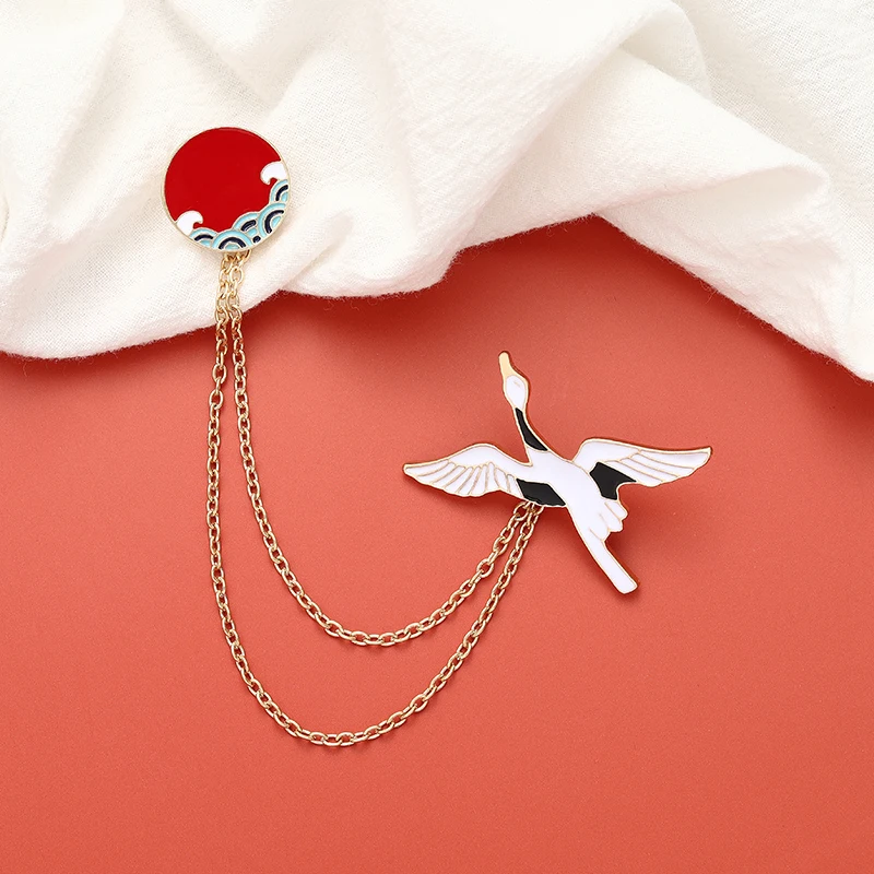 Beach white crane Enamel Pins Custom Ocean Wave Sun Crane Brooches Bag Clothes Lapel Pin Badge Animal Jewelry Gift for Friends
Beach white crane Enamel Pins Custom Ocean Wave Sun Crane Brooches Bag Clothes Lapel Pin Badge Animal Jewelry Gift for Friends