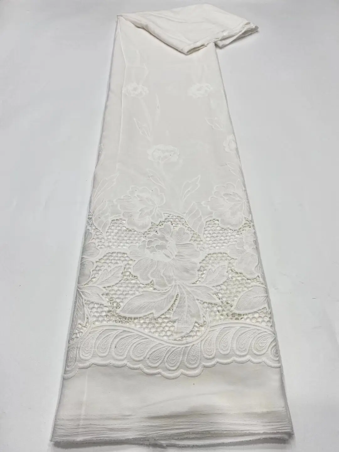 2021 5Yards Peach Chiffon Fabric African Flower Embroidery Material Nigerian Cloth French Lace Tissus Telas For Sewing PCF1
2021 5Yards Peach Chiffon Fabric African Flower Embroidery Material Nigerian Cloth French Lace Tissus Telas For Sewing PCF1