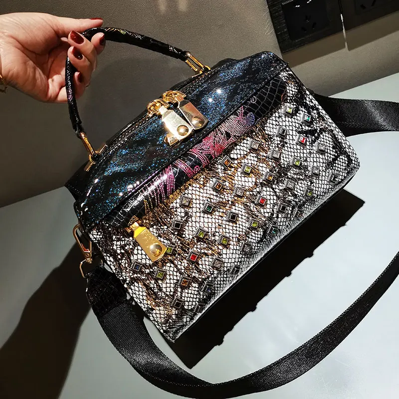 Ita Diamond Purses and Handbags Designer Top Handle Bags Crossbody Shoulder Tote Shining New 2021 Sac A Main Boston Bolsa
Ita Diamond Purses and Handbags Designer Top Handle Bags Crossbody Shoulder Tote Shining New 2021 Sac A Main Boston Bolsa