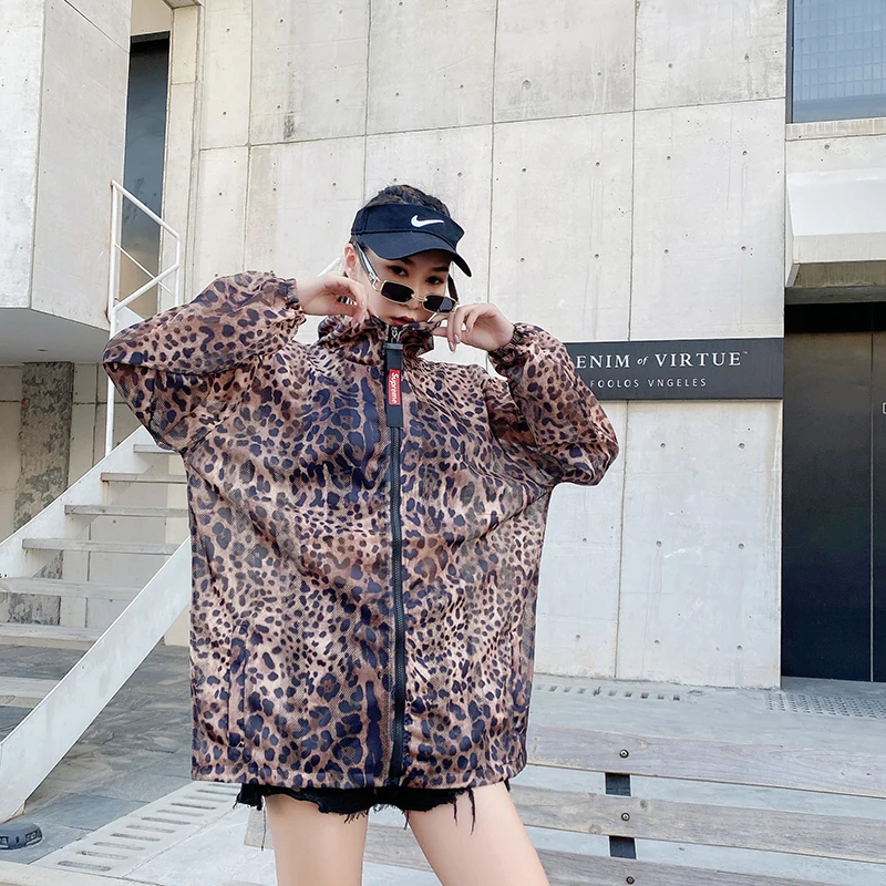 Women's 2021 new leopard print loose large size long-sleeved hooded sun protection clothing sun protection shirt jacket
Women's 2021 new leopard print loose large size long-sleeved hooded sun protection clothing sun protection shirt jacket