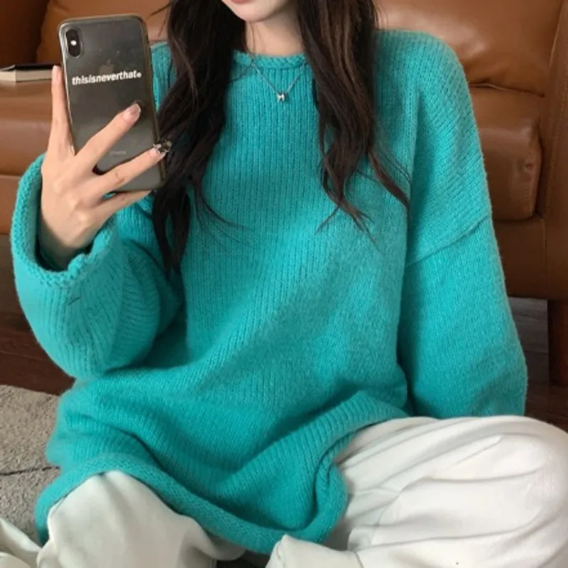 Loose Gentle Lazy Wind Round Neck Curled Sweater Autumn and Winter Casual Wear Long Sleeved Sweater Women's Wear
Loose Gentle Lazy Wind Round Neck Curled Sweater Autumn and Winter Casual Wear Long Sleeved Sweater Women's Wear