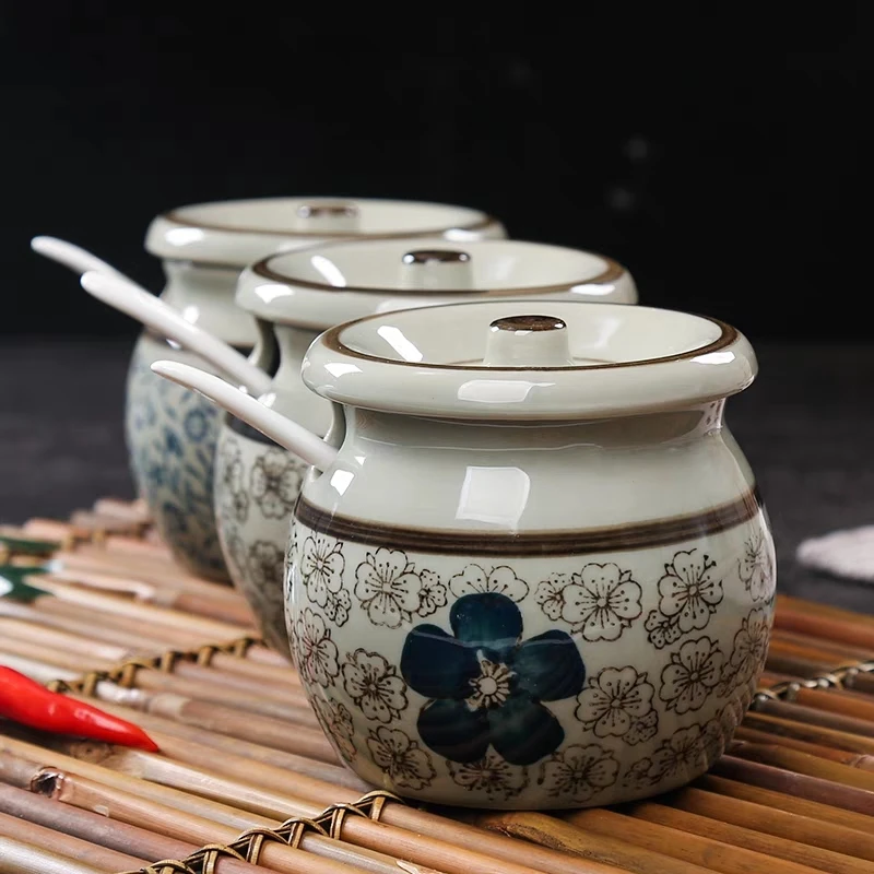 Household kitchen supplies salt shaker ceramic seasoning jar Spice Pots Bowls sugar bowl kitchen seasoning tools
Household kitchen supplies salt shaker ceramic seasoning jar Spice Pots Bowls sugar bowl kitchen seasoning tools