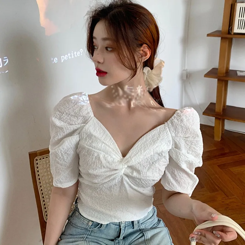 Summer V Collar Women Blouse Shirts Fashion Puff Short Sleeve Slim Short Tees Casual Ladies BlousesTop
Summer V Collar Women Blouse Shirts Fashion Puff Short Sleeve Slim Short Tees Casual Ladies BlousesTop