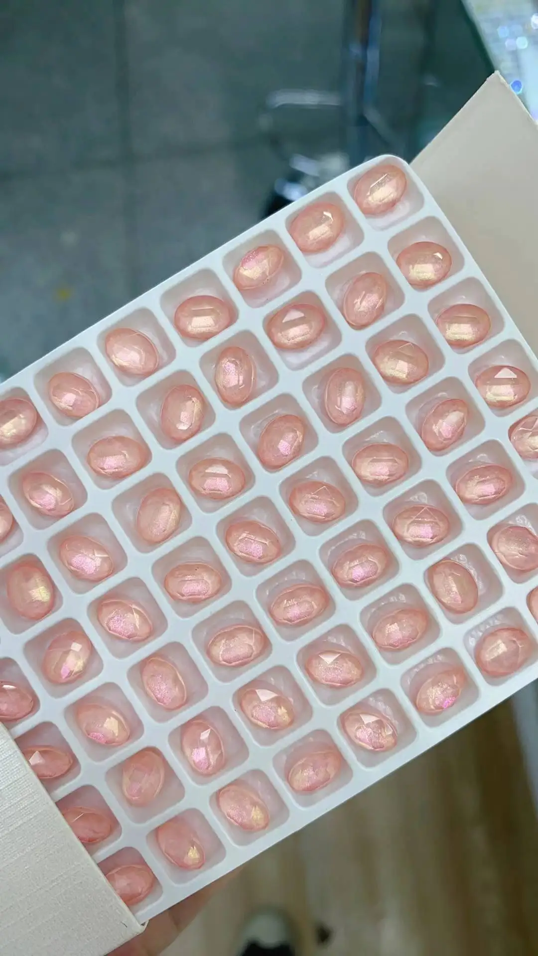 100pcs/pack 6x8mm ellipse Shallow champagne Nail Art Rhinestones Flatback Strass Shiny Glass Nail Stones DIY 3D Nail decoration
100pcs/pack 6x8mm ellipse Shallow champagne Nail Art Rhinestones Flatback Strass Shiny Glass Nail Stones DIY 3D Nail decoration
