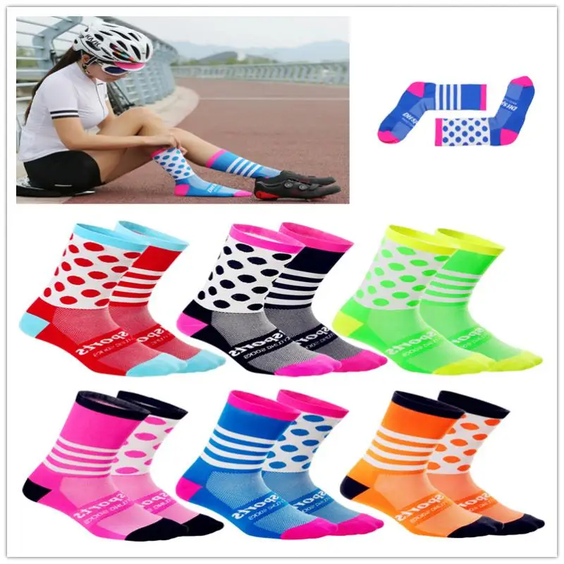 2021 Women Men Professional Cycling Socks Outdoor MTB Cycling Running Socks Mountain Bike Breathable Sport Socks Bike Accessorie
2021 Women Men Professional Cycling Socks Outdoor MTB Cycling Running Socks Mountain Bike Breathable Sport Socks Bike Accessorie