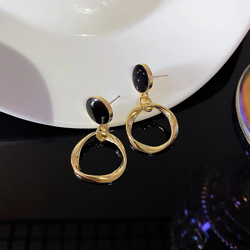 New Trendy Geometric Dangle Earrings For Women Black Love Heart Shape Flower Bow Crystal Tassel Dangle Earring Girl Jewelry Gift
New Trendy Geometric Dangle Earrings For Women Black Love Heart Shape Flower Bow Crystal Tassel Dangle Earring Girl Jewelry Gift