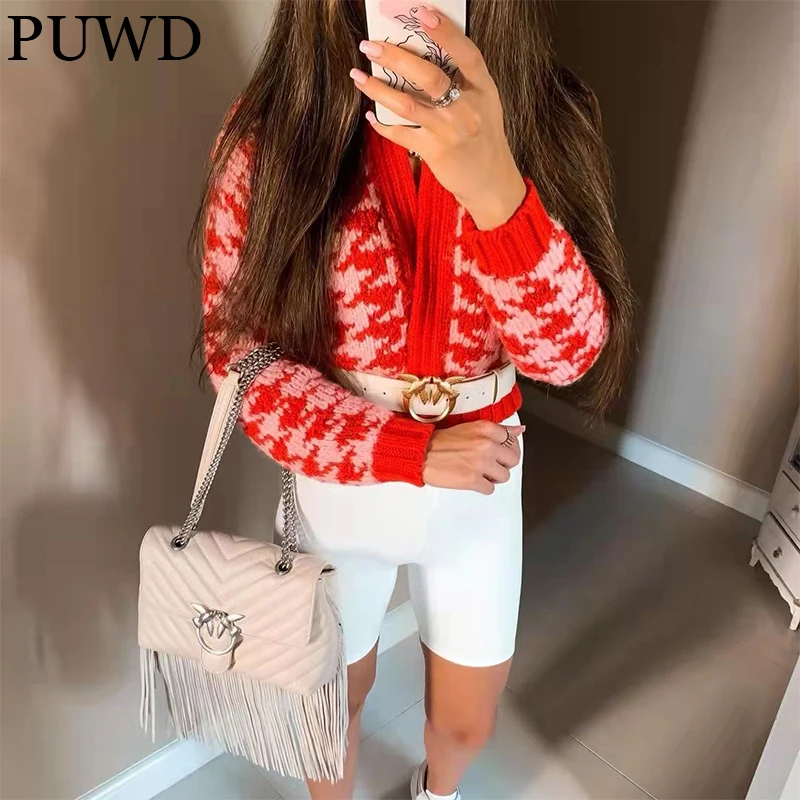 PUWD Casual Women Houndstooth Knitted Jacquard Sweater 2021 Autumn/Winter Fashion Ftitching Contrast Color Plaid Female Cardigan
PUWD Casual Women Houndstooth Knitted Jacquard Sweater 2021 Autumn/Winter Fashion Ftitching Contrast Color Plaid Female Cardigan
