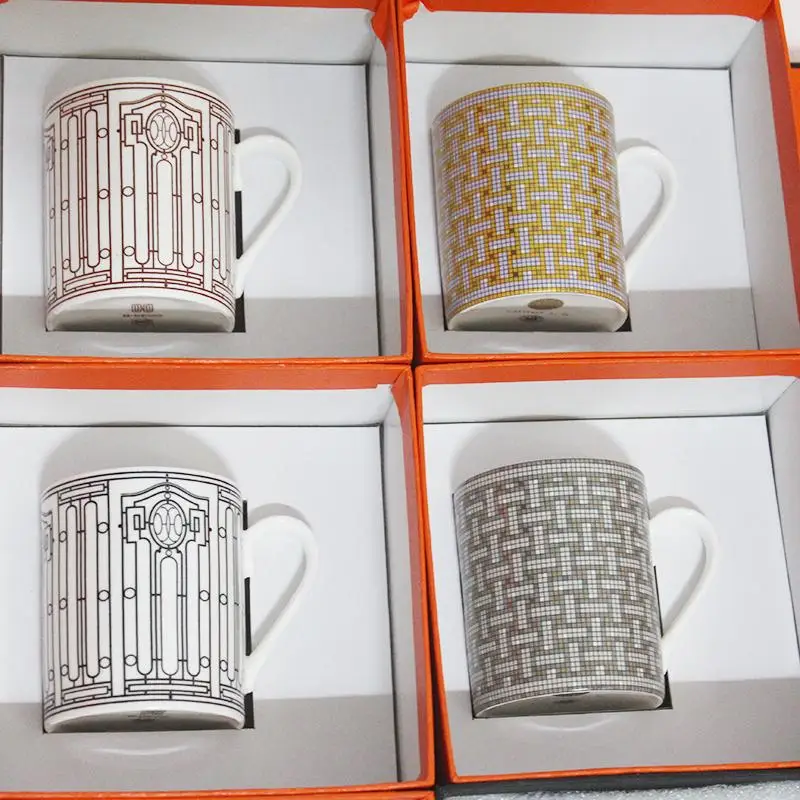 Hot Sale Fine Bone China Coffee Mug and cup European Style Creative Ceramic Afternoon Tea Teacup For Water Beautiful Gift Box
Hot Sale Fine Bone China Coffee Mug and cup European Style Creative Ceramic Afternoon Tea Teacup For Water Beautiful Gift Box