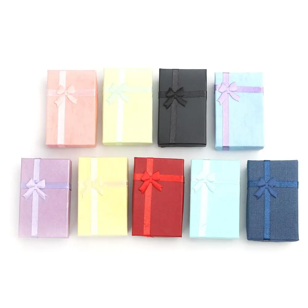 DoreenBeads Paper Jewelry Gift Boxes Rectangle Color Bowknot Pattern Ring Box Earrings Box Wholesale,8.1cm x 5.2cm 
DoreenBeads Paper Jewelry Gift Boxes Rectangle Color Bowknot Pattern Ring Box Earrings Box Wholesale,8.1cm x 5.2cm