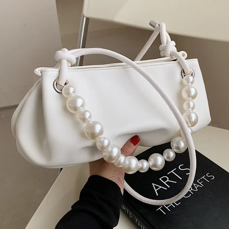 Summer Women Cloud Bag 2021New Trendy Celebrity Fashion Shoulder Bags High-end Western Style Female Bags All-match Underarm Bag
Summer Women Cloud Bag 2021New Trendy Celebrity Fashion Shoulder Bags High-end Western Style Female Bags All-match Underarm Bag