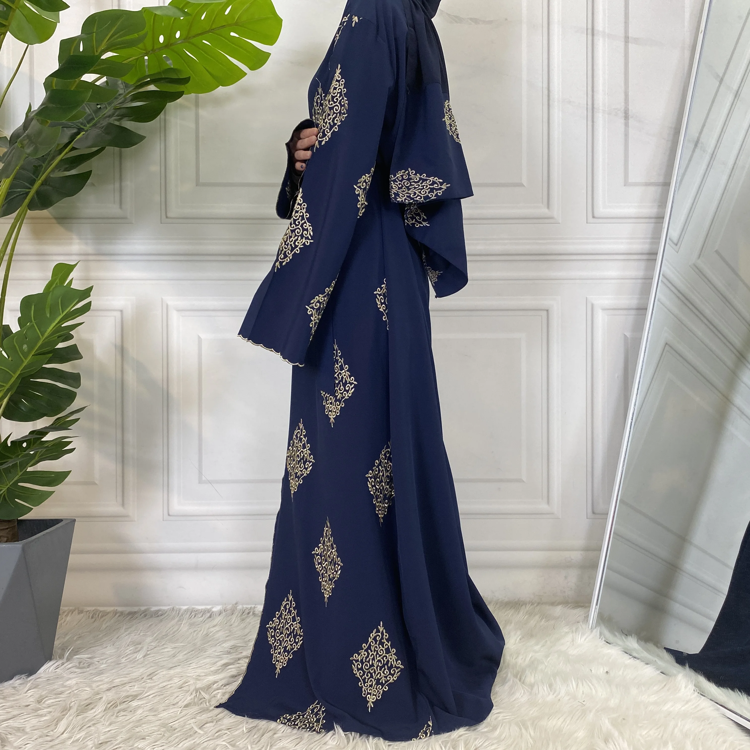 New Arrivals Kaftan Islamic Turkey Fashion Muslim Women Clothing Elegant Embroidery Abaya Kimono For Women Cardigan
New Arrivals Kaftan Islamic Turkey Fashion Muslim Women Clothing Elegant Embroidery Abaya Kimono For Women Cardigan