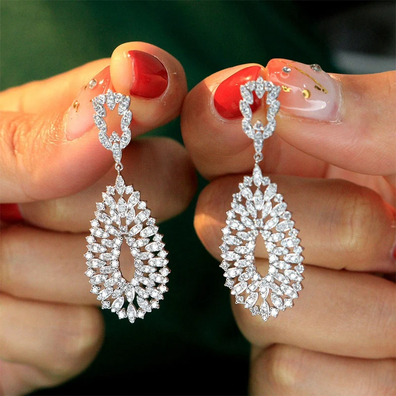 Luxury Teardrop Drop Earrings Inlay Shiny Small Zircon Silvery Fashion Jewelry For Women Wedding Engagement Dainty Earrings
Luxury Teardrop Drop Earrings Inlay Shiny Small Zircon Silvery Fashion Jewelry For Women Wedding Engagement Dainty Earrings