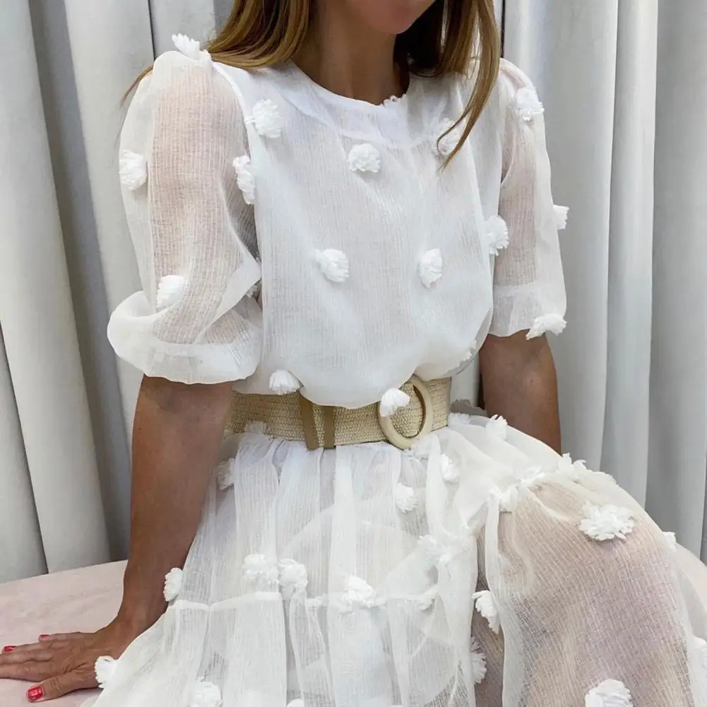 Summer New Ladies Dress Puff Sleeve Loose Casual Net Yarn Small Flower Ball high waist Dress for Beach Party Retro pullover
Summer New Ladies Dress Puff Sleeve Loose Casual Net Yarn Small Flower Ball high waist Dress for Beach Party Retro pullover