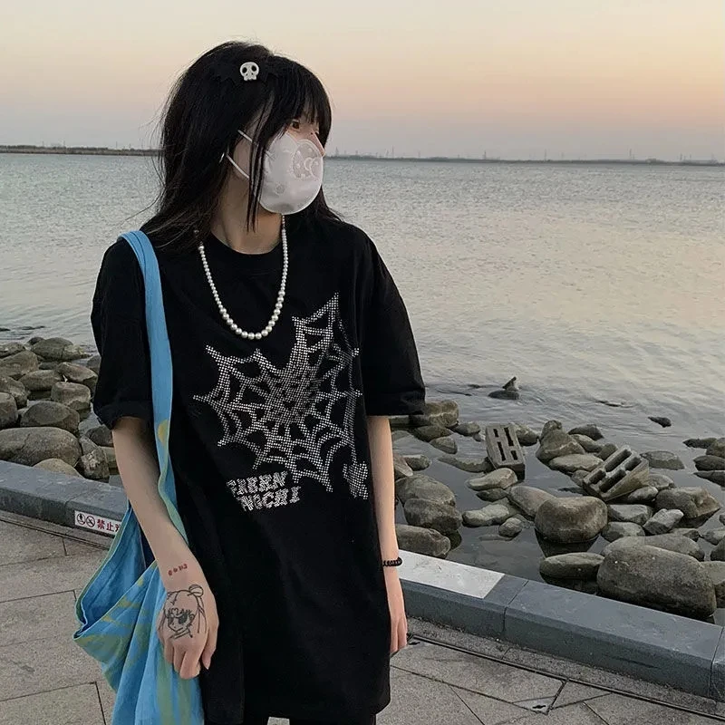 Summer Harajuku punk black hot diamond short-sleeve t-shirt women loose cotton high street tshirt female clothes vintage apparel
Summer Harajuku punk black hot diamond short-sleeve t-shirt women loose cotton high street tshirt female clothes vintage apparel