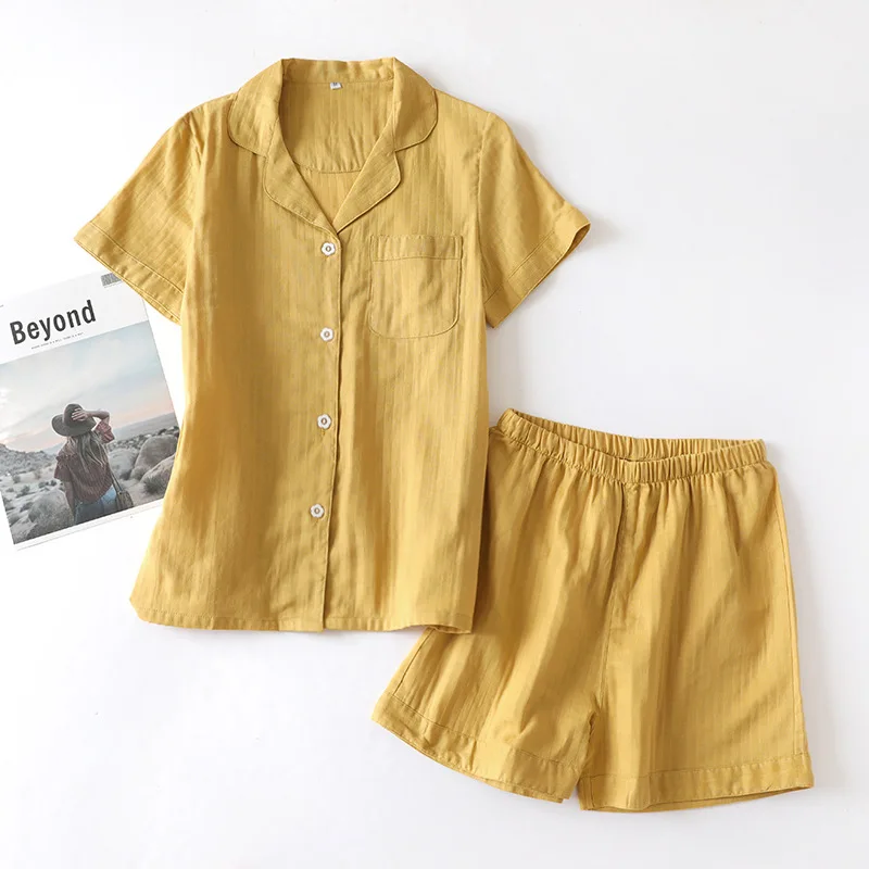 New Japanese-style summer couple pajamas men and women cotton gauze thin short-sleeved shorts home service cardigan suit loose t
New Japanese-style summer couple pajamas men and women cotton gauze thin short-sleeved shorts home service cardigan suit loose t