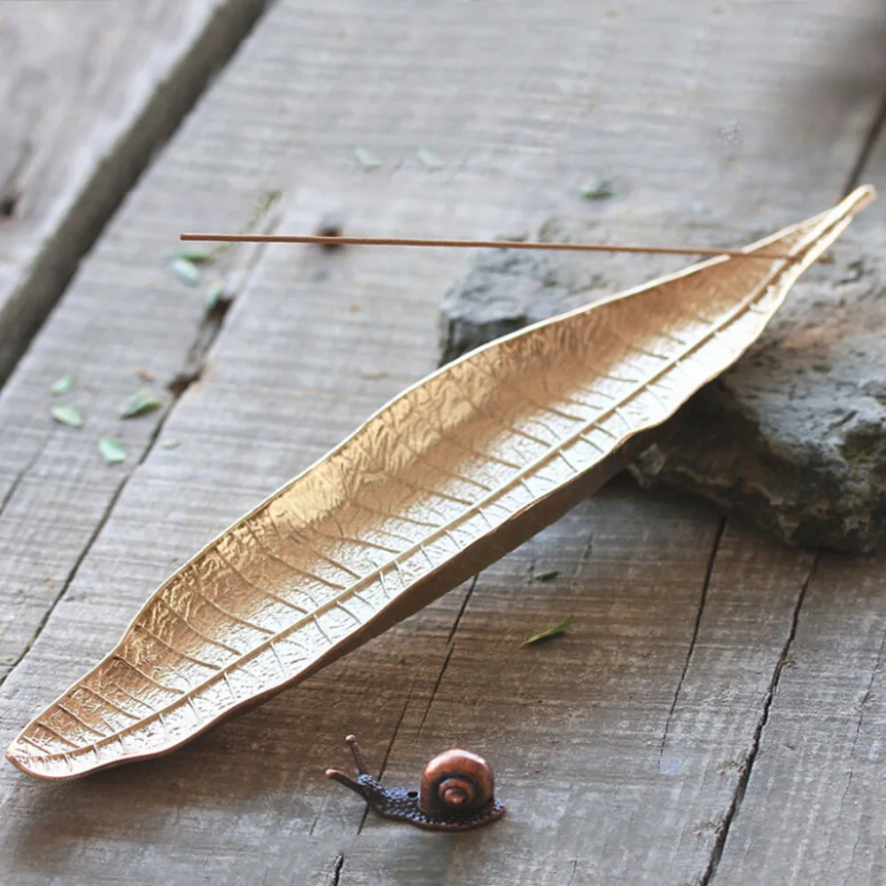 Leaf Incense Holder Incense Burner With Snail Incense Stick Holder Home Decor Accessories
Leaf Incense Holder Incense Burner With Snail Incense Stick Holder Home Decor Accessories
