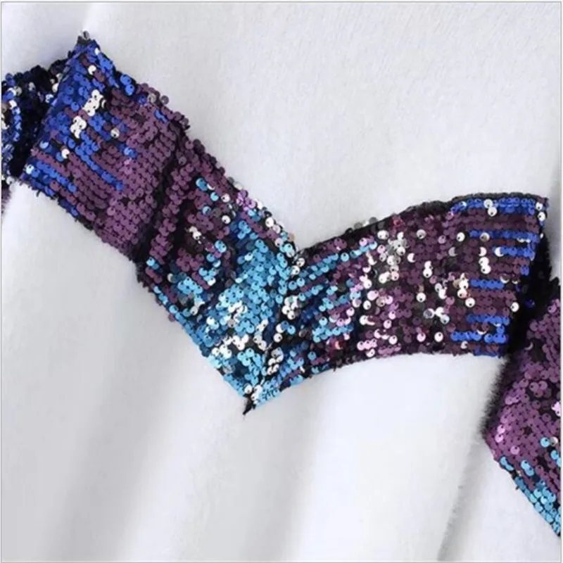 2020 New Women's Sweater Autumn And Winter New Fashion Half-high Collar Mohair Embroidery Sequins Lantern Sleeve Sweater
2020 New Women's Sweater Autumn And Winter New Fashion Half-high Collar Mohair Embroidery Sequins Lantern Sleeve Sweater